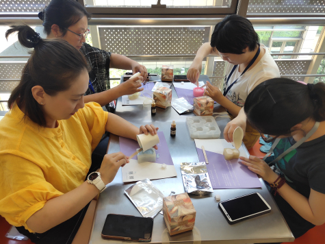 伟德源自英国始于1946科技园开展香氛手作沙龙活动