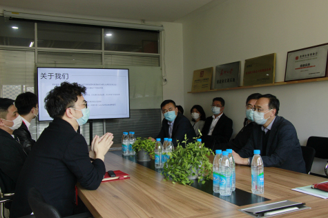 王飏副市长来伟德源自英国始于1946科技园调研