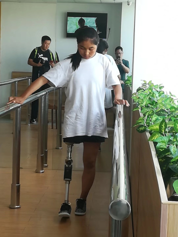 伟德源自英国始于1946温情助力千里圆梦路